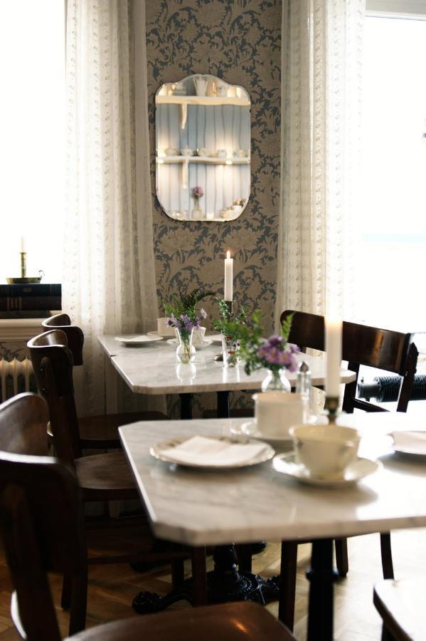 Okens Bed & Breakfast Varberg Ngoại thất bức ảnh