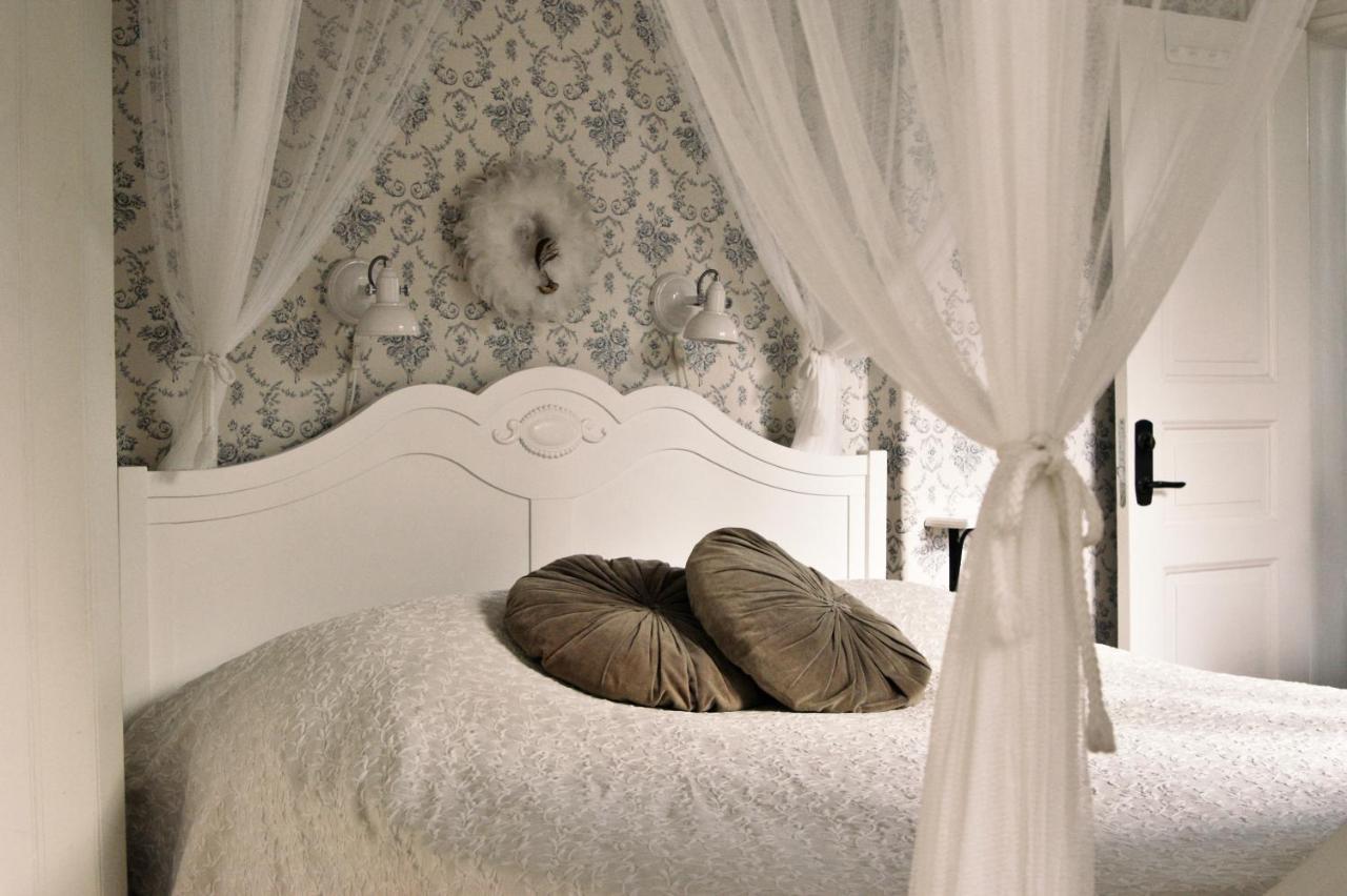 Okens Bed & Breakfast Varberg Ngoại thất bức ảnh