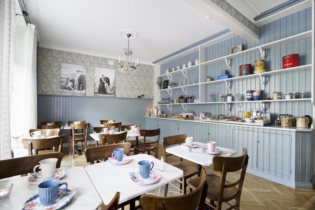 Okens Bed & Breakfast Varberg Ngoại thất bức ảnh