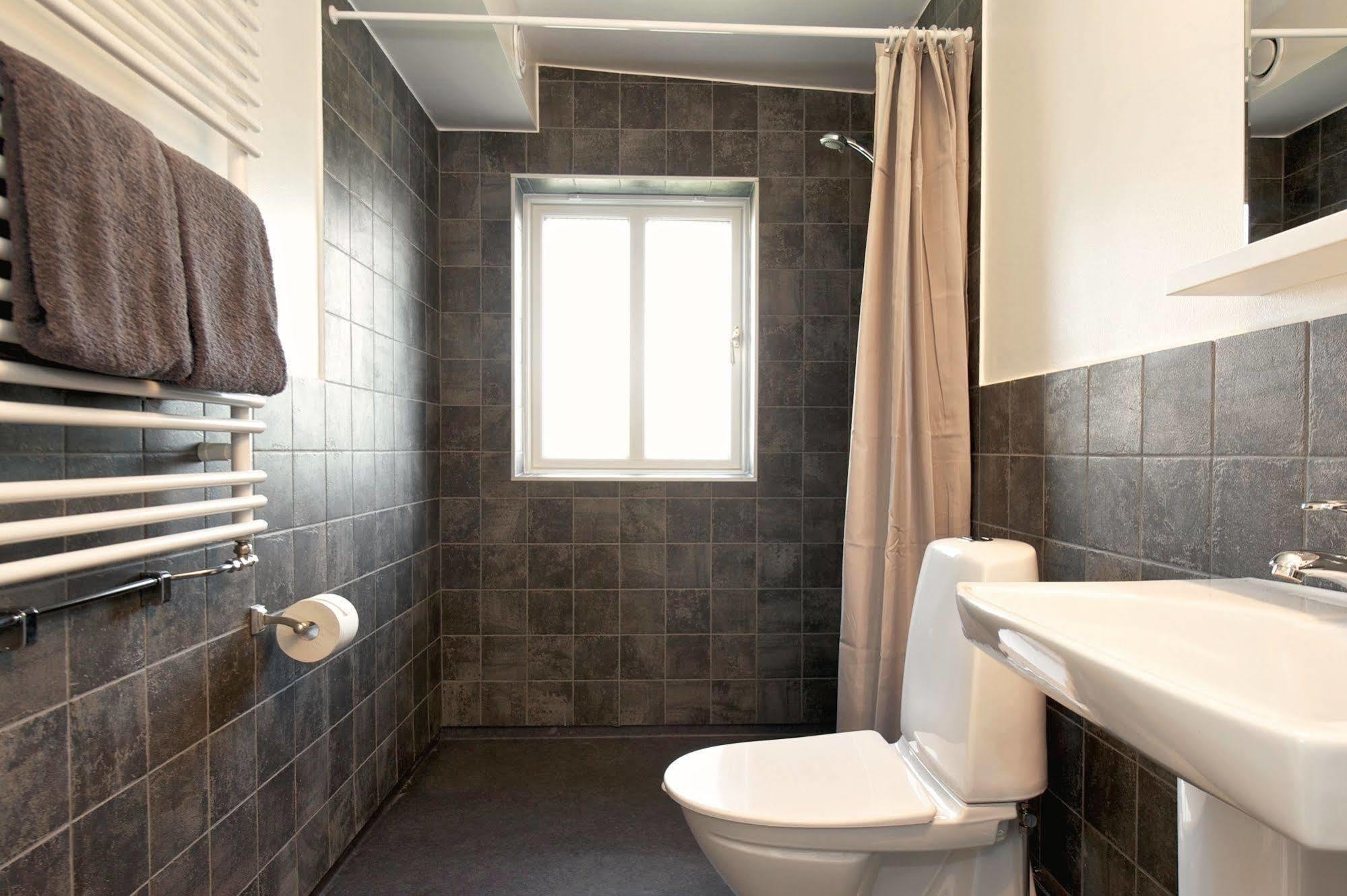 Okens Bed & Breakfast Varberg Ngoại thất bức ảnh